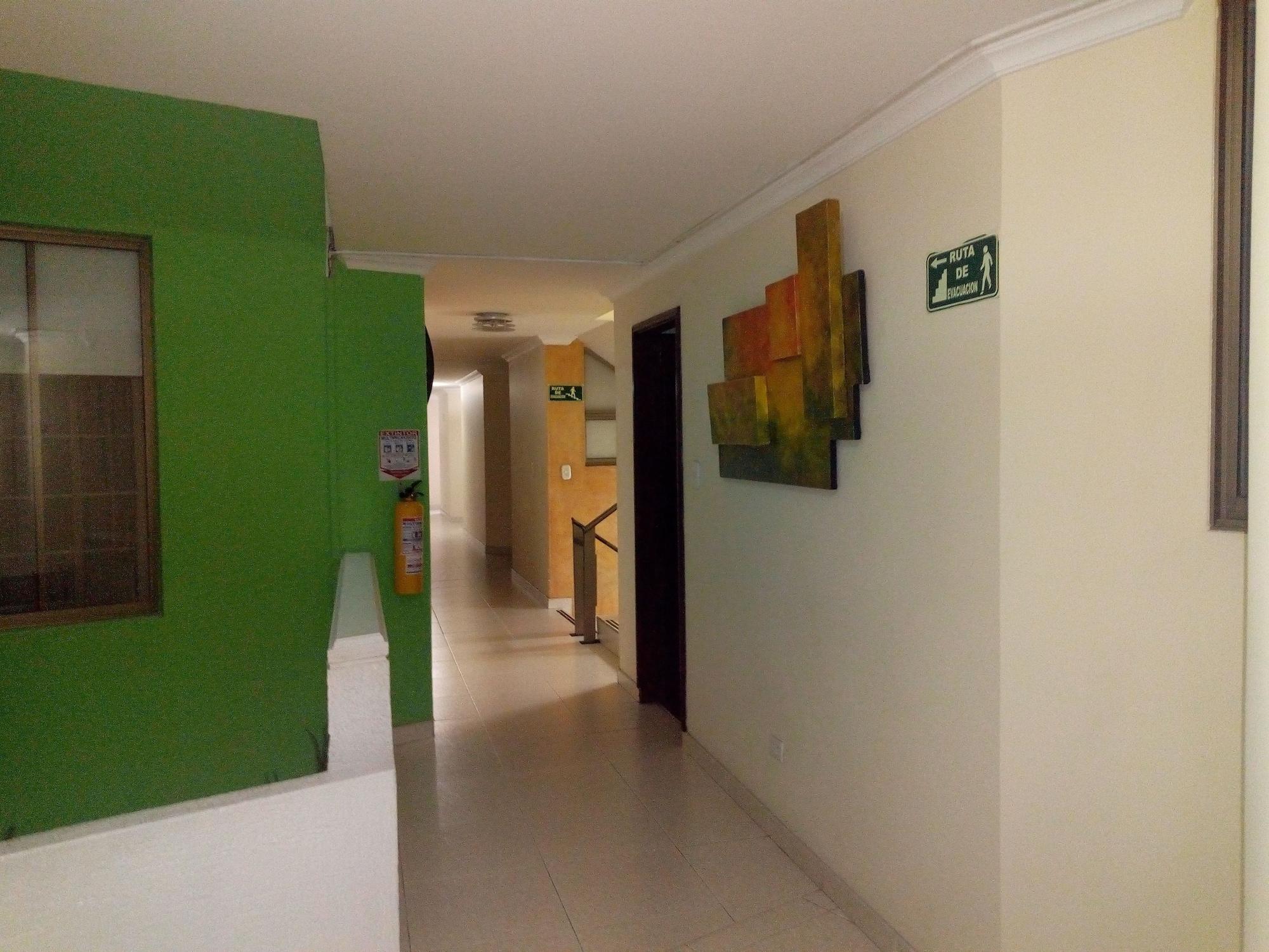 Hotel Ayenda Normandy Богота Экстерьер фото